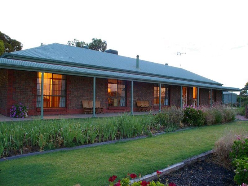 419 Cooltong Avenue, RENMARK SA 5341