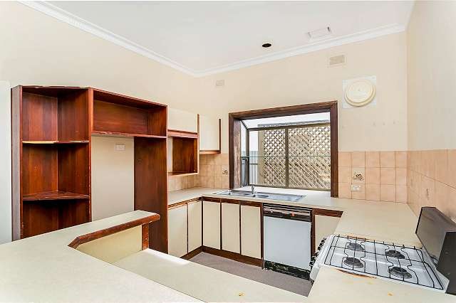 6 Lillian Street, FINDON, SA 5023
