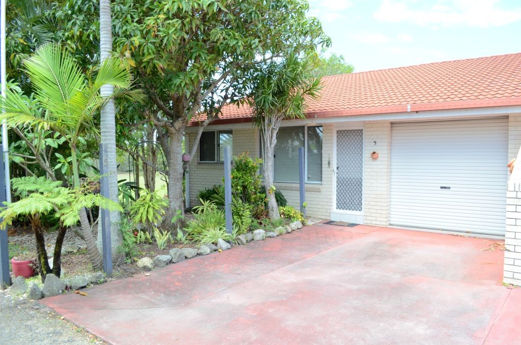 5/6 Westringia Place, YAMBA, NSW 2464