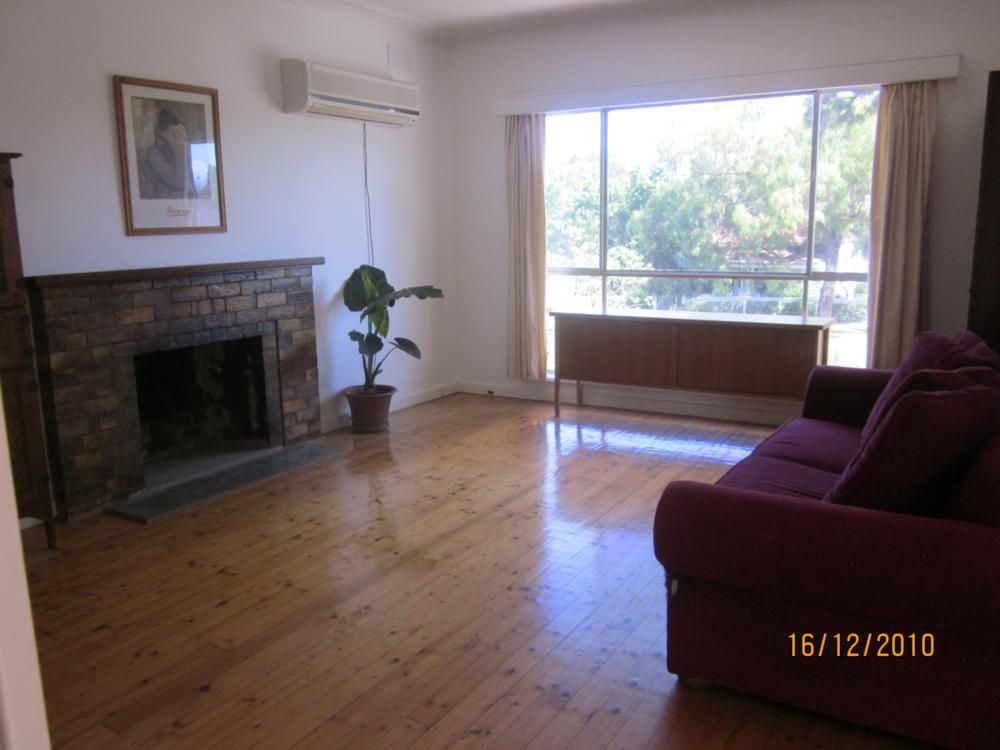 13 Curnow Street, GOLDEN SQUARE, VIC 3555
