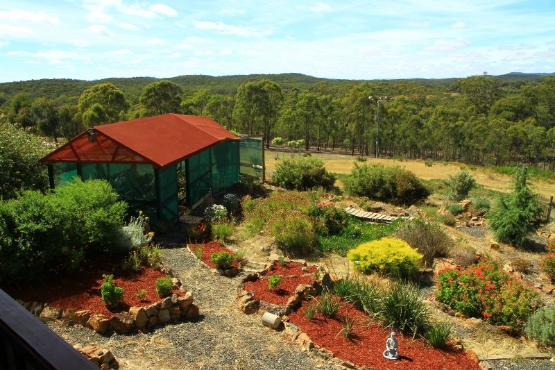 111 Redburns Lane, HEATHCOTE, VIC 3523