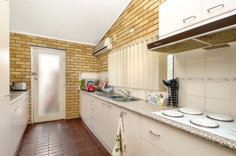 10 Lister Street, WINSTON HILLS, NSW 2153
