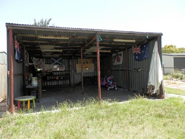 19 Videroni Street, SILKSTONE, QLD 4304