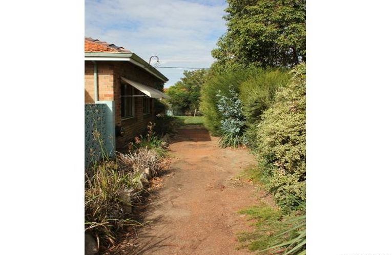 211 Surrey Road, RIVERVALE, WA 6103