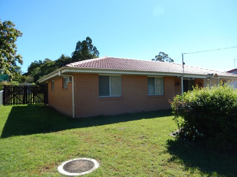 23 Charles Street, BRASSALL, QLD 4305