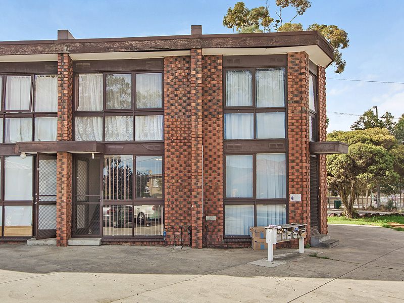 2/31 Marsden Crescent, ST ALBANS VIC 3021