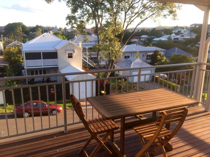 30 Charteris Street, PADDINGTON, QLD 4064