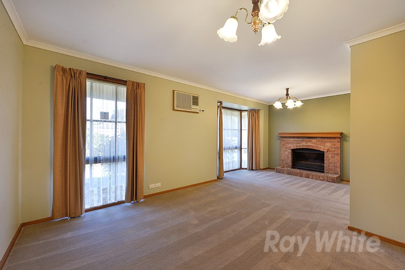 1 Bristol Place, ROWVILLE, VIC 3178