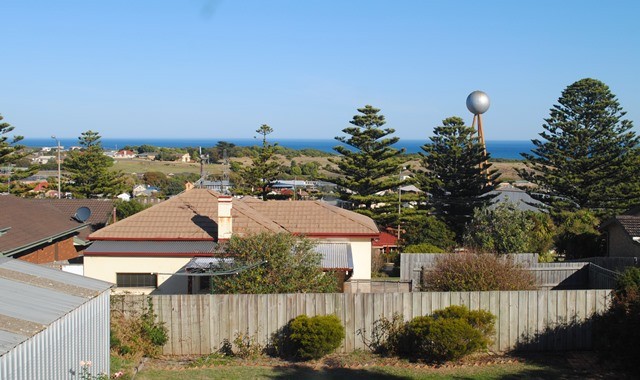 33 Eddington Street, WARRNAMBOOL, VIC 3280