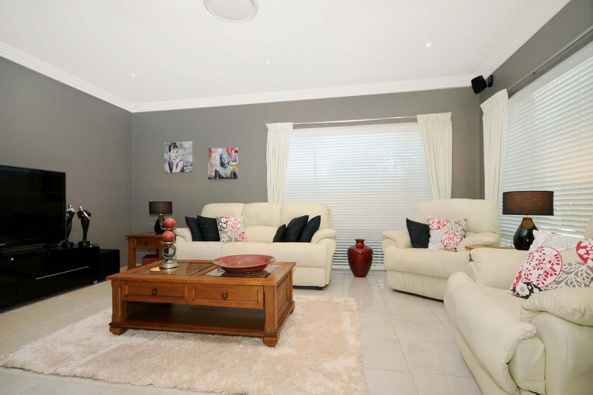3 Osprey Court, RANGEVILLE, QLD 4350