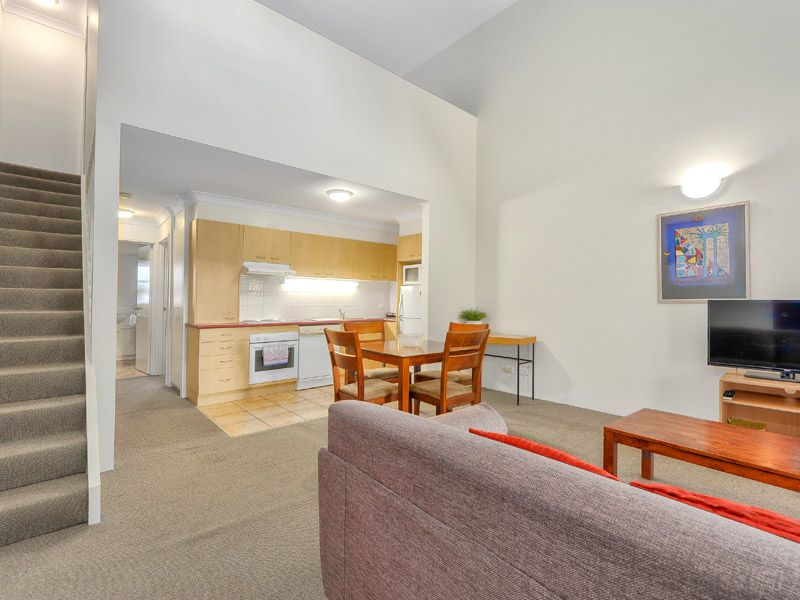 27 BIRLEY Street, SPRING HILL, QLD 4000