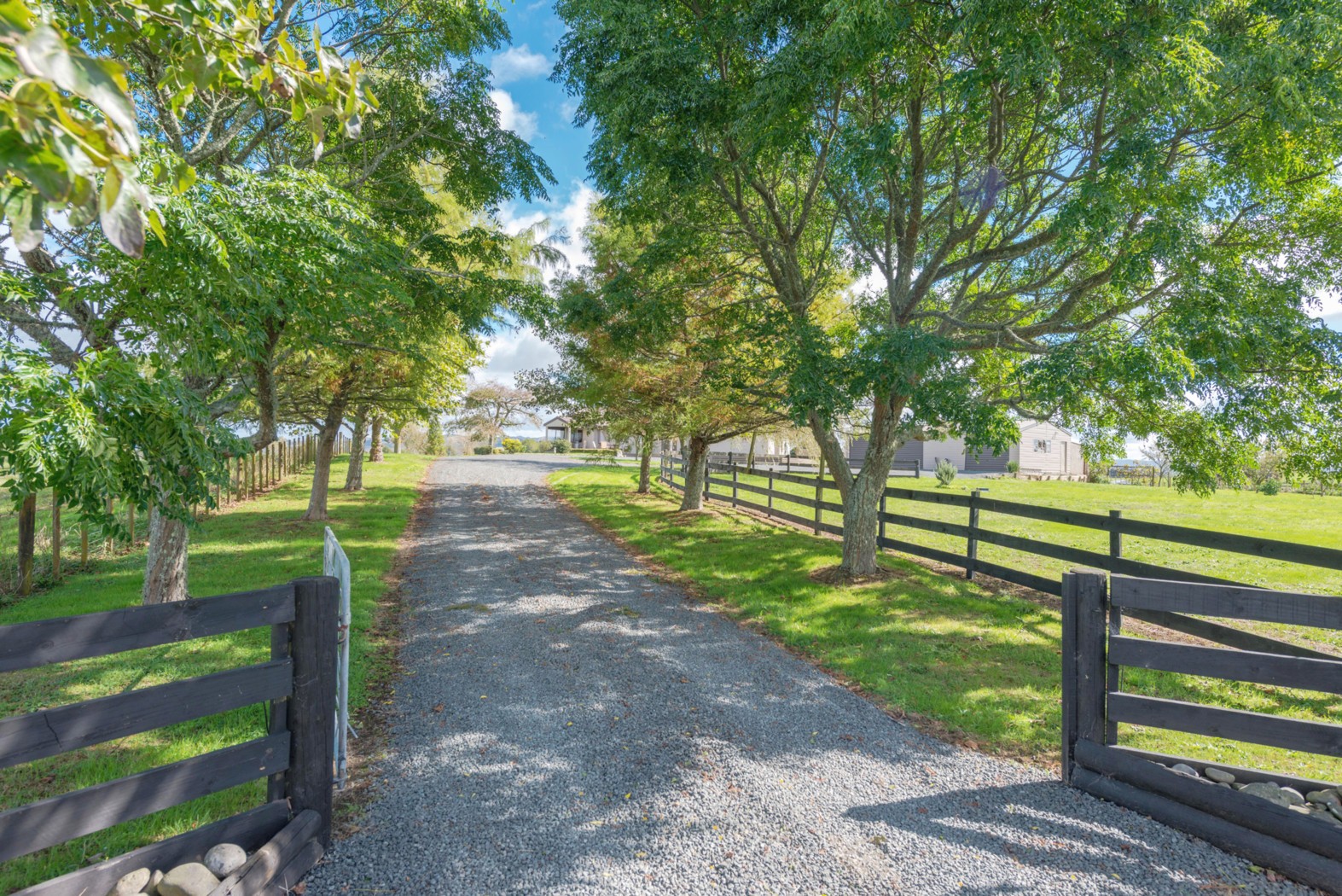 4 Old School Road, NGAHINAPOURI, Waipa District