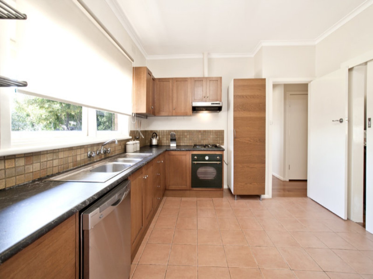 3 Camelia Grove, CHELTENHAM, VIC 3192