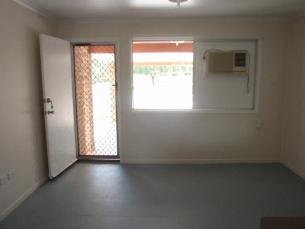 11B Cypress Drive, EMERALD, QLD 4720