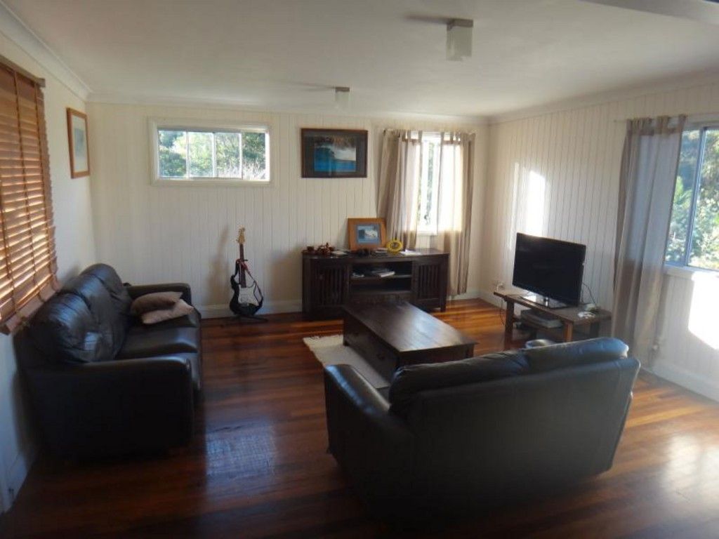 246 Oates Avenue, HOLLAND PARK, QLD 4121