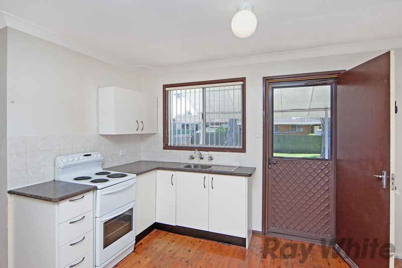 18 Glenlake, TOUKLEY, NSW 2263