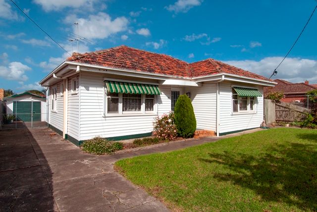 32 Orrong Avenue, RESERVOIR, VIC 3073