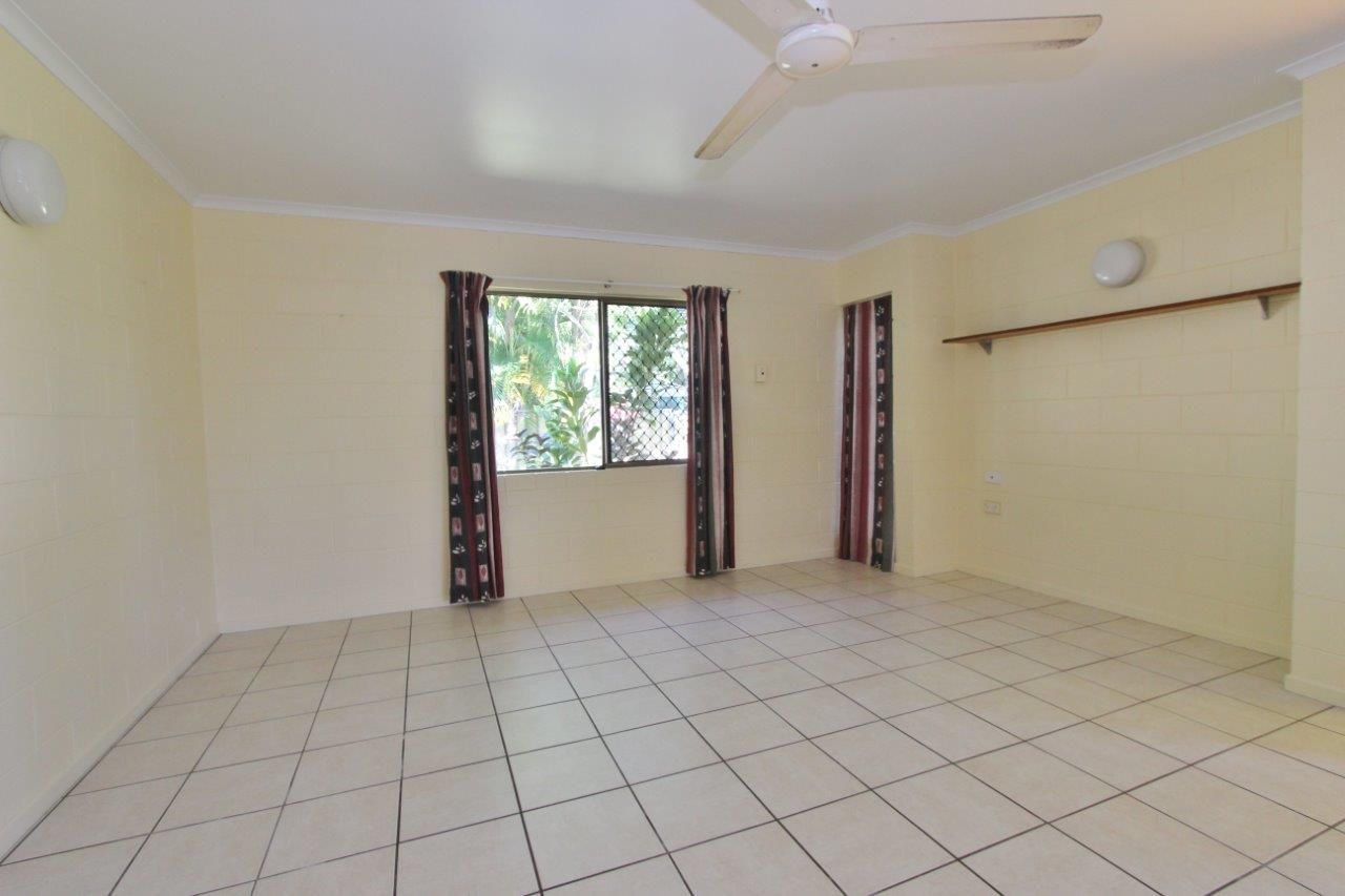 27 Kavieng Street, TRINITY BEACH, QLD 4879