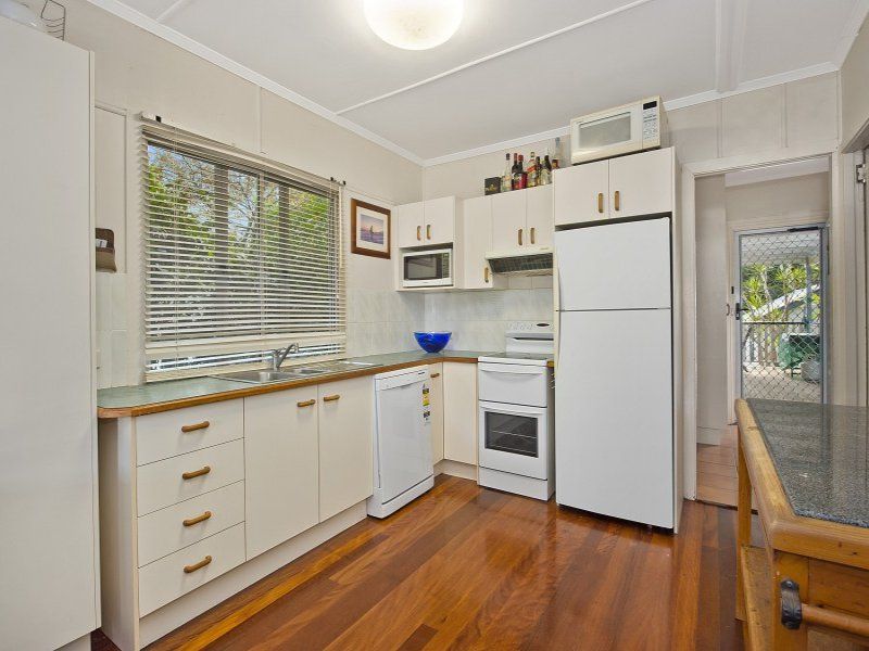 100 Algoori Street, MORNINGSIDE, QLD 4170