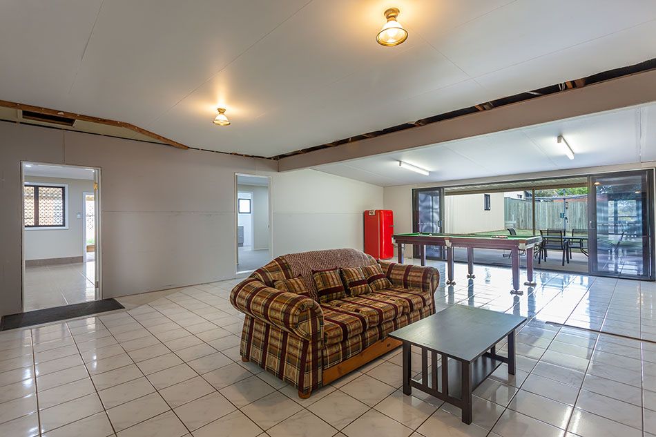 17 Hillside Street, NEWTOWN, QLD 4350