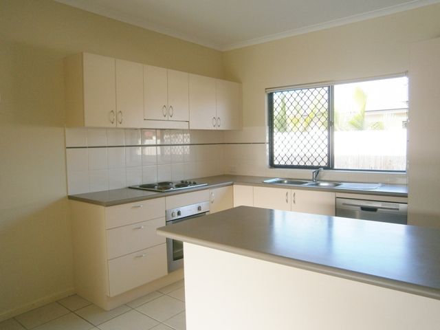 9 Liontown Way, TRINITY PARK, QLD 4879