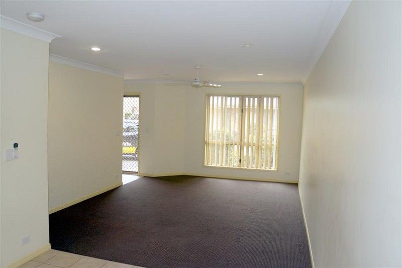 2/7 Central Lane, GLADSTONE CENTRAL, QLD 4680