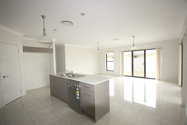 12 Central Avenue, ORAN PARK, NSW 2570