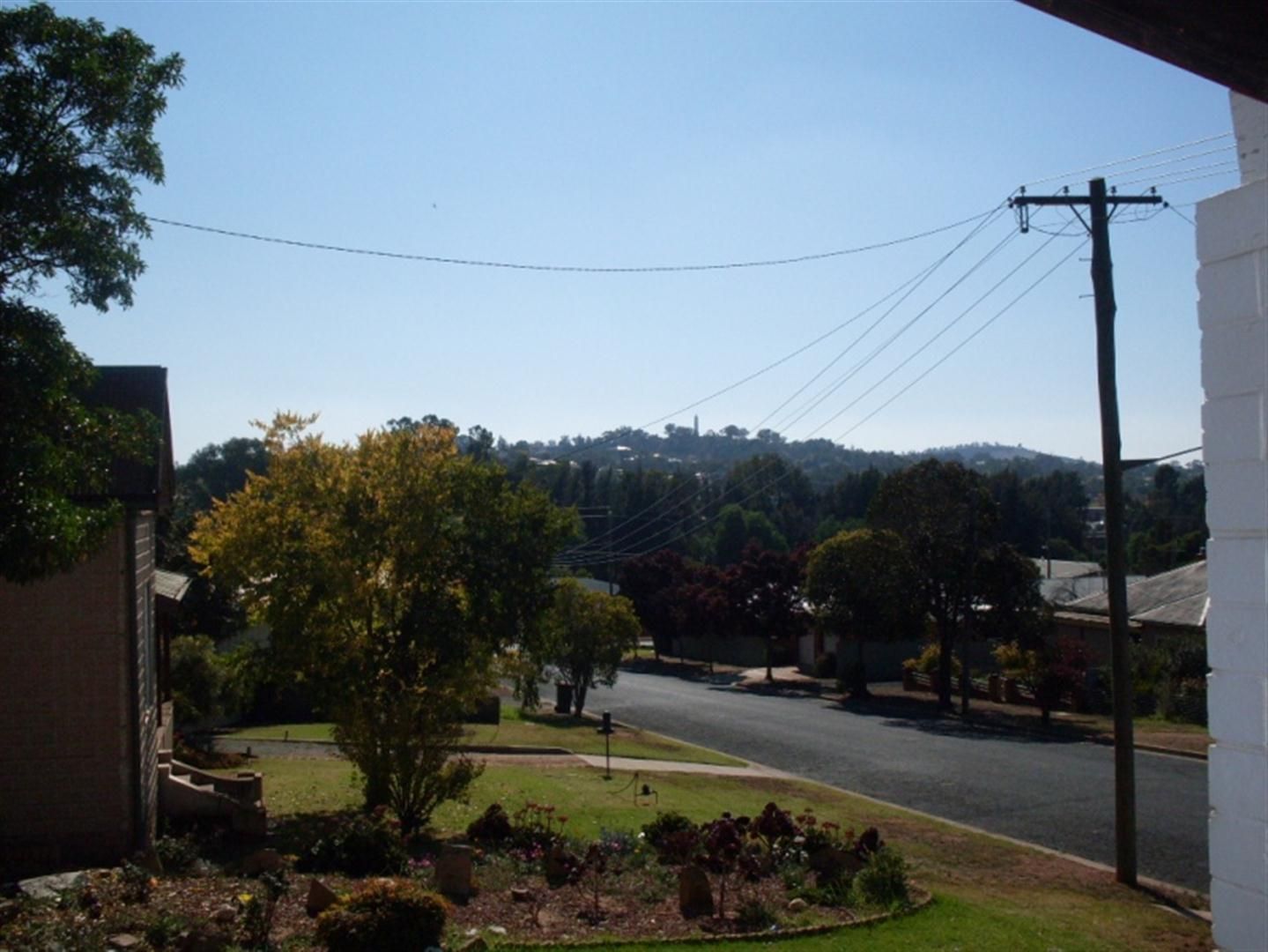 10 Howard Street, PARKES, NSW 2870
