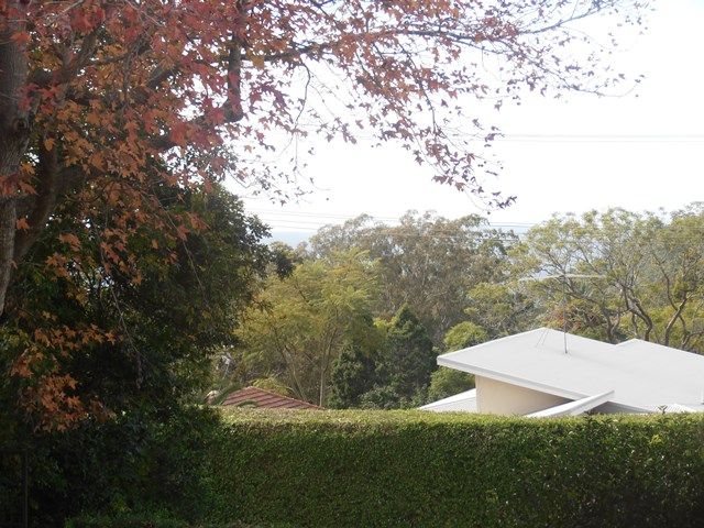 3a Curzon Street, MOUNT LOFTY, QLD 4350