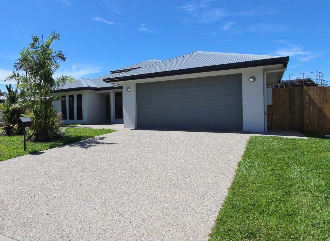 18 Coastline Parade, TRINITY BEACH, QLD 4879