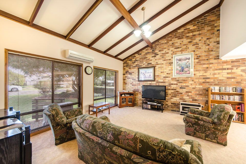 12 Jakirralee Court, MIDDLE RIDGE, QLD 4350