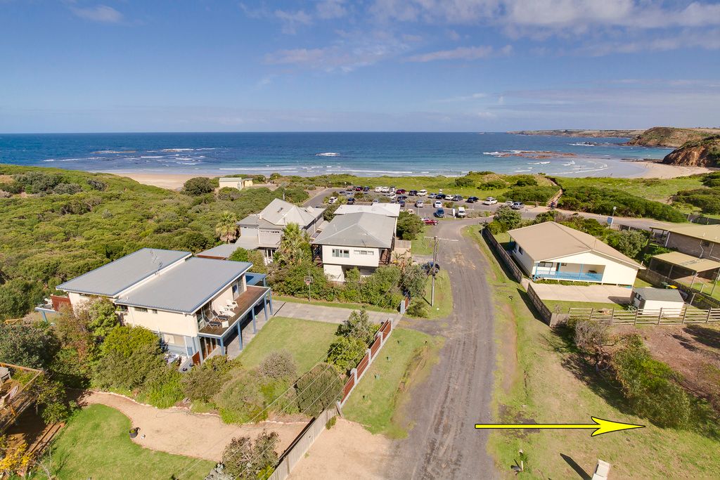 2 Mills Court, SMITHS BEACH, VIC 3922