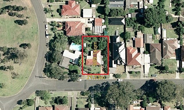 174 Rex Road, GEORGES HALL NSW 2198
