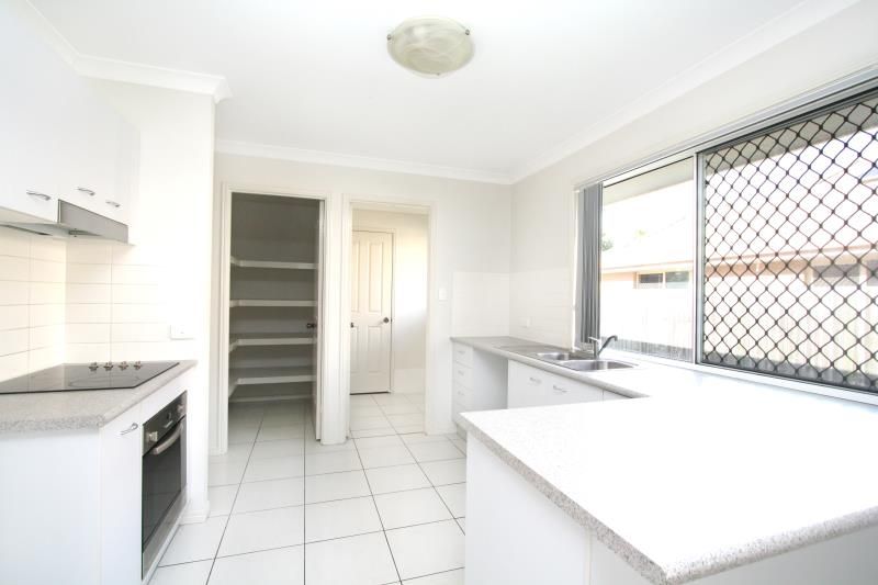 25 Gippsland Place, CALAMVALE, QLD 4116