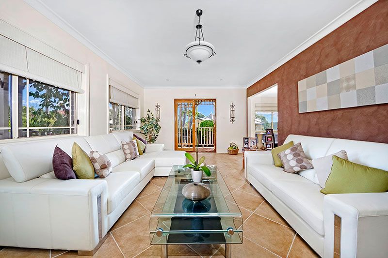 4 Snowgum Place, ALFORDS POINT, NSW 2234