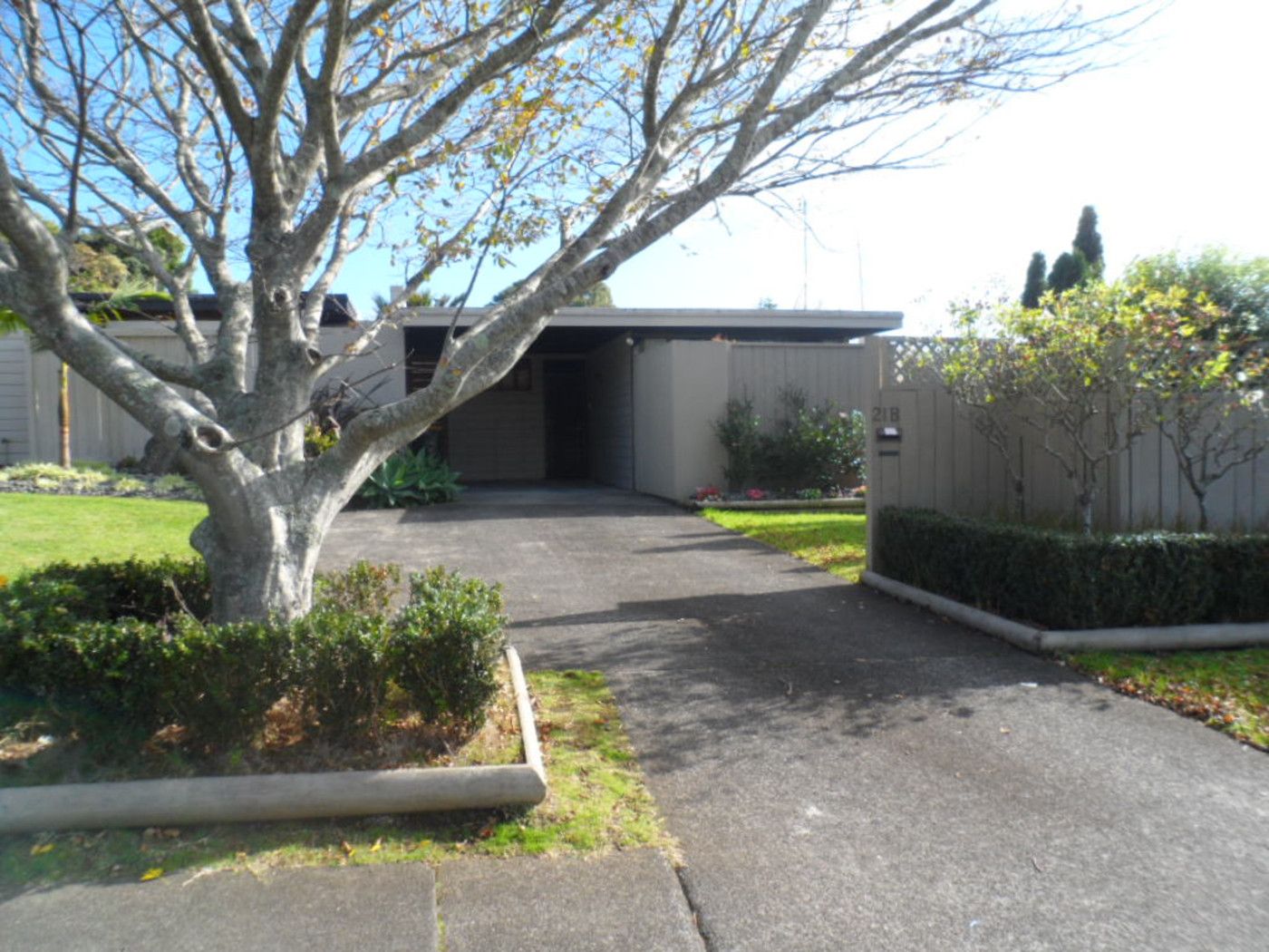 21B Prince Regent Drive, HALF MOON BAY, Manukau City