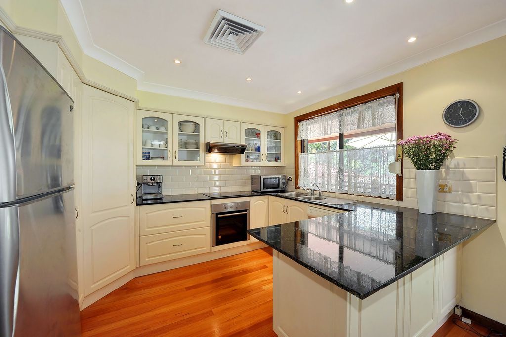 4 Spring Gully Place, WAHROONGA, NSW 2076