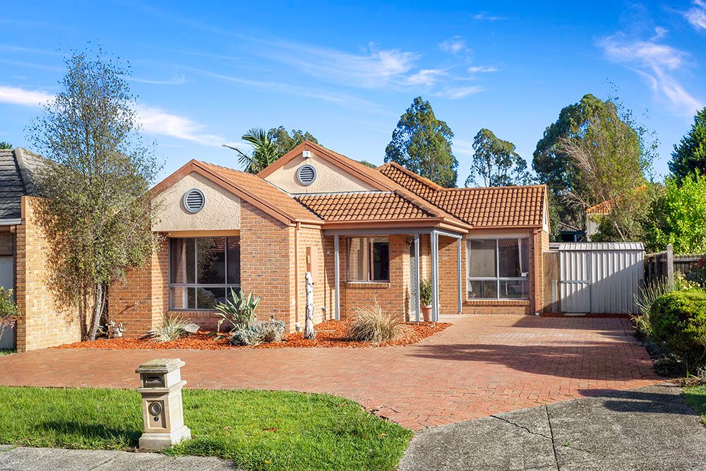 7 Moonstone Walk, BUNDOORA VIC 3083