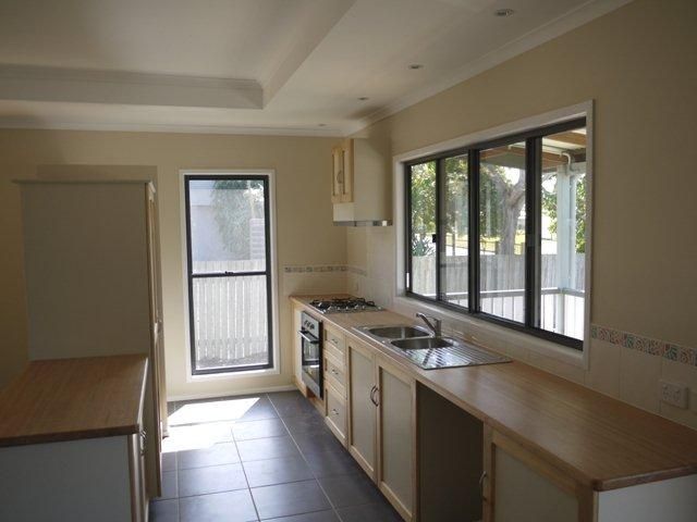 2A Nichols Avenue, BEERWAH, QLD 4519