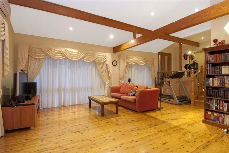 63 Rockley Avenue, BAULKHAM HILLS, NSW 2153