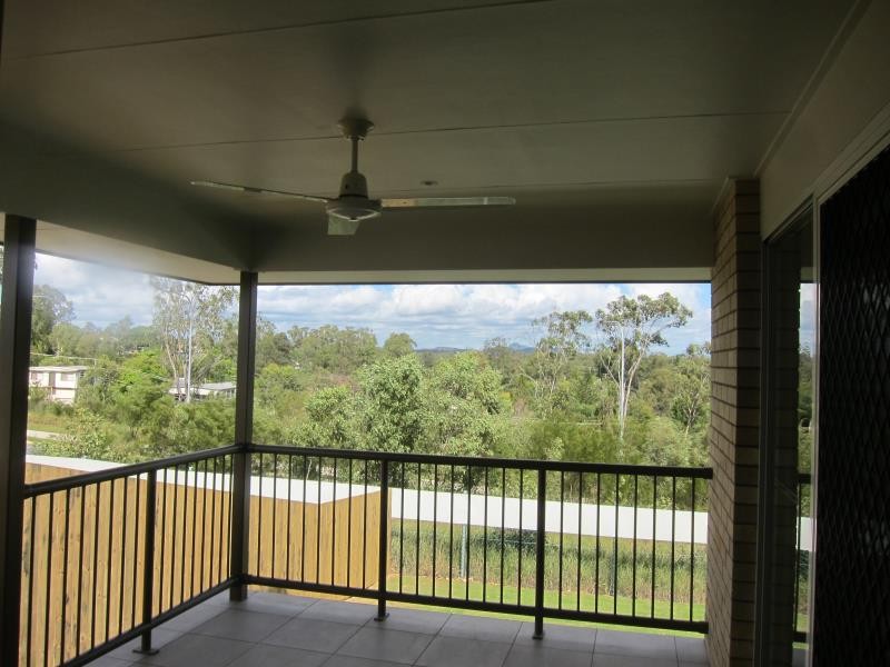 54 Whitmore Crescent, GOODNA, QLD 4300