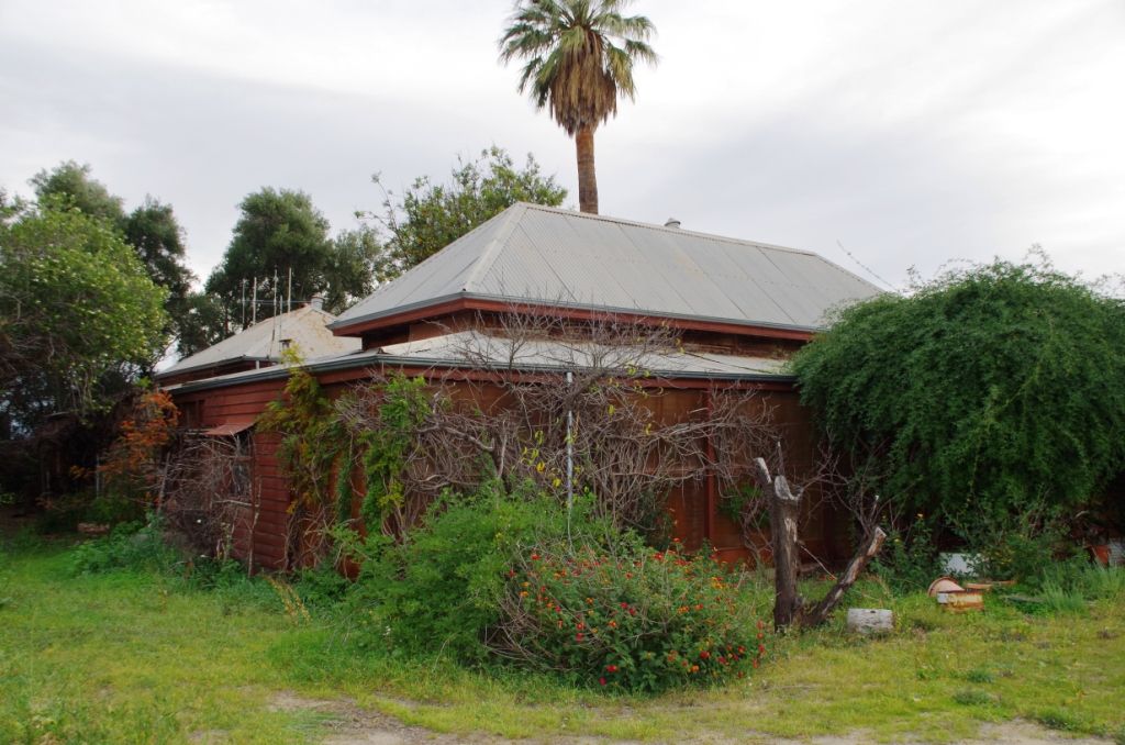 Secs 323 and 324 Twentysixth Street, RENMARK, SA 5341