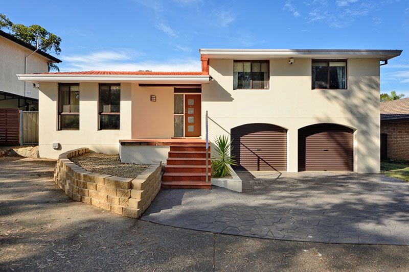 4 Noble Close, MENAI, NSW 2234