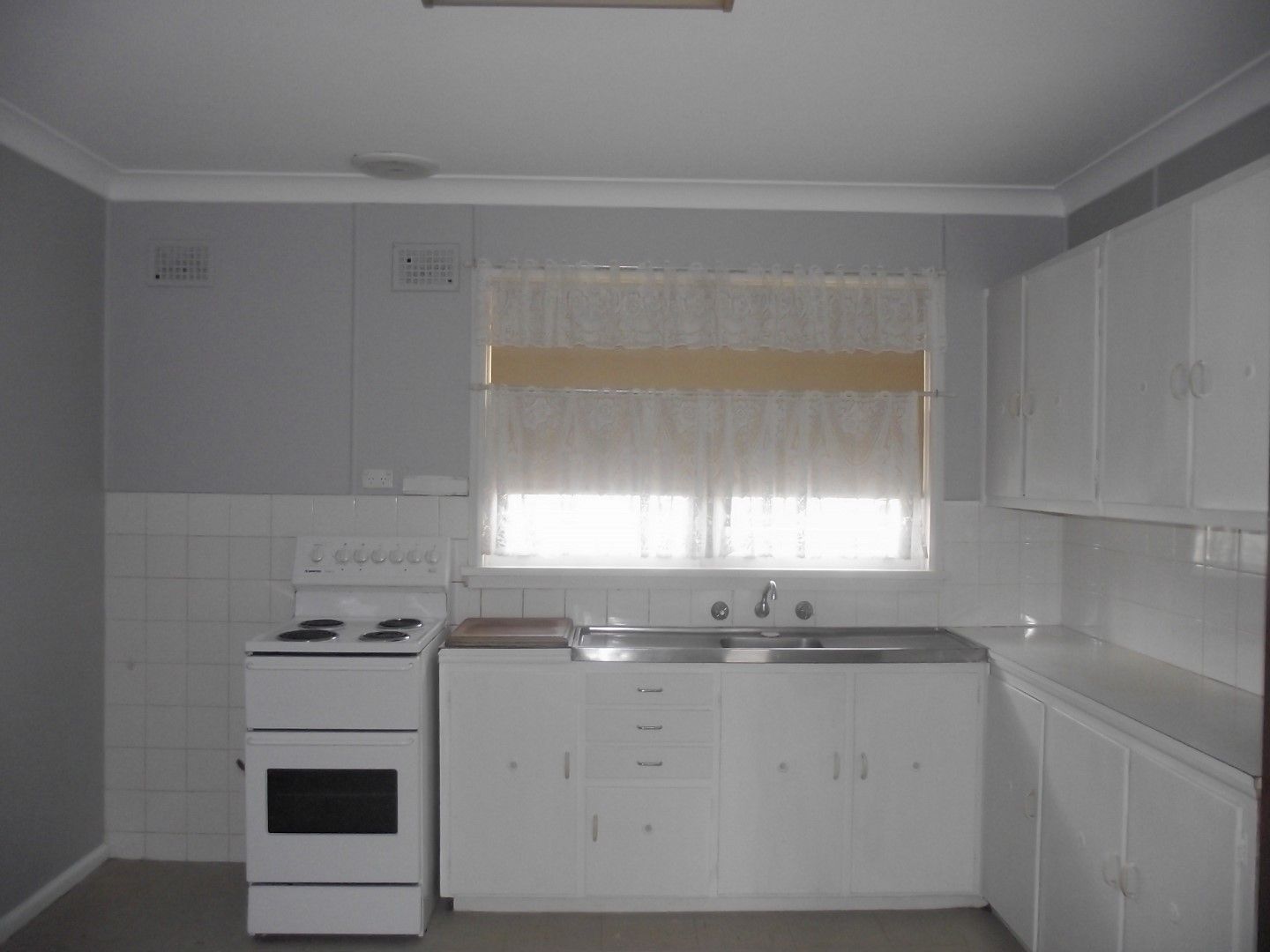 9 Porter Street, PARKES, NSW 2870