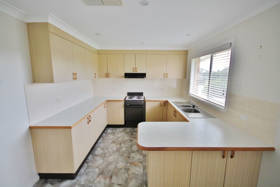 1 Brocade Place, YOUNG, NSW 2594