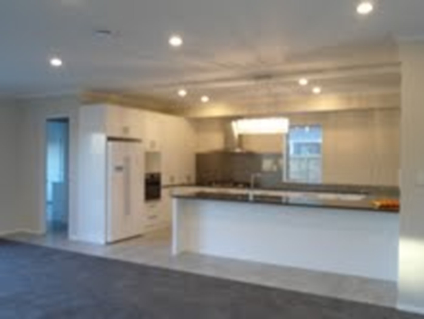 12 Sunshine Lane, FLAT BUSH, Manukau City