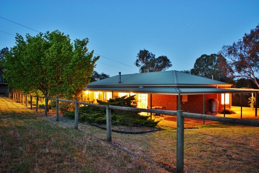 49 McMillans Road, YOUNG NSW 2594