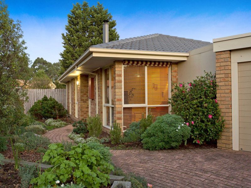 10 Terrence Drive, CRANBOURNE NORTH, VIC 3977