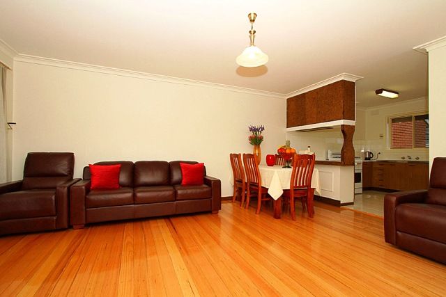 1/180 Rathcown Road, RESERVOIR, VIC 3073