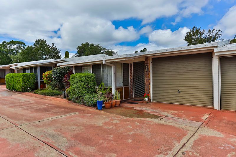 24 Lindsay Street, East Toowoomba QLD 4350